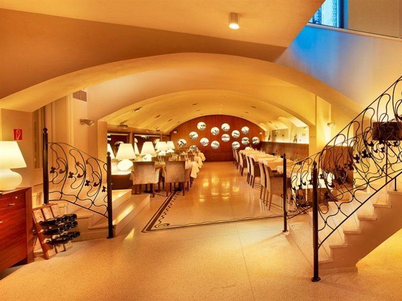Roset Hotel & Residence 布拉迪斯拉发 外观 照片